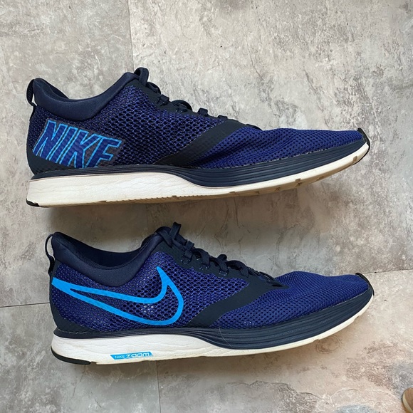 nike zoom strike shoes